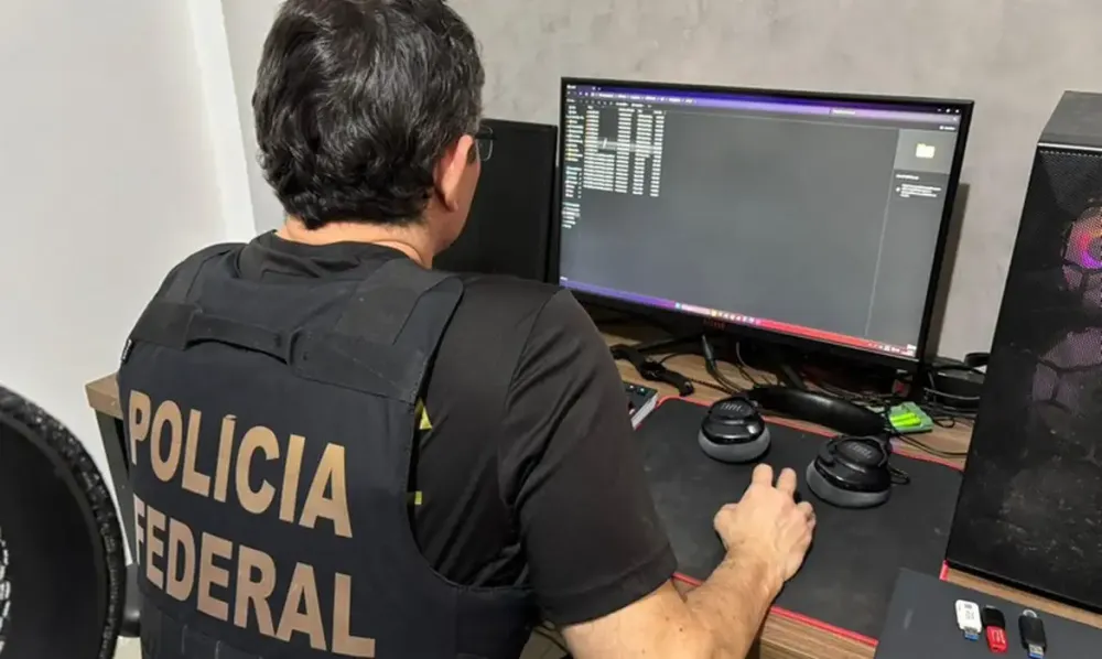 Caso Master: pai de Vorcaro é preso em nova fase da Compliance Zero