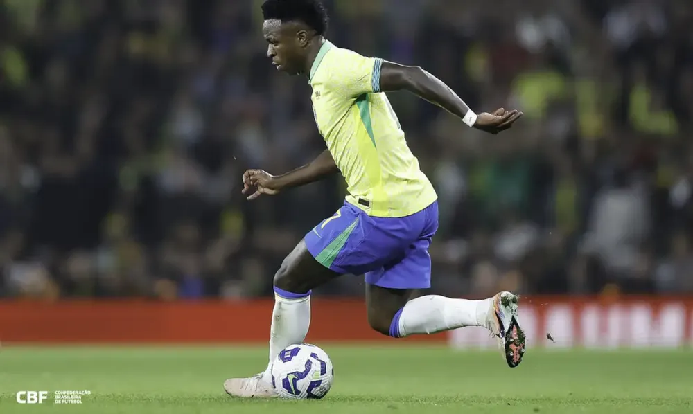 Vini Jr. projeta evolução do Brasil após estreia na Copa