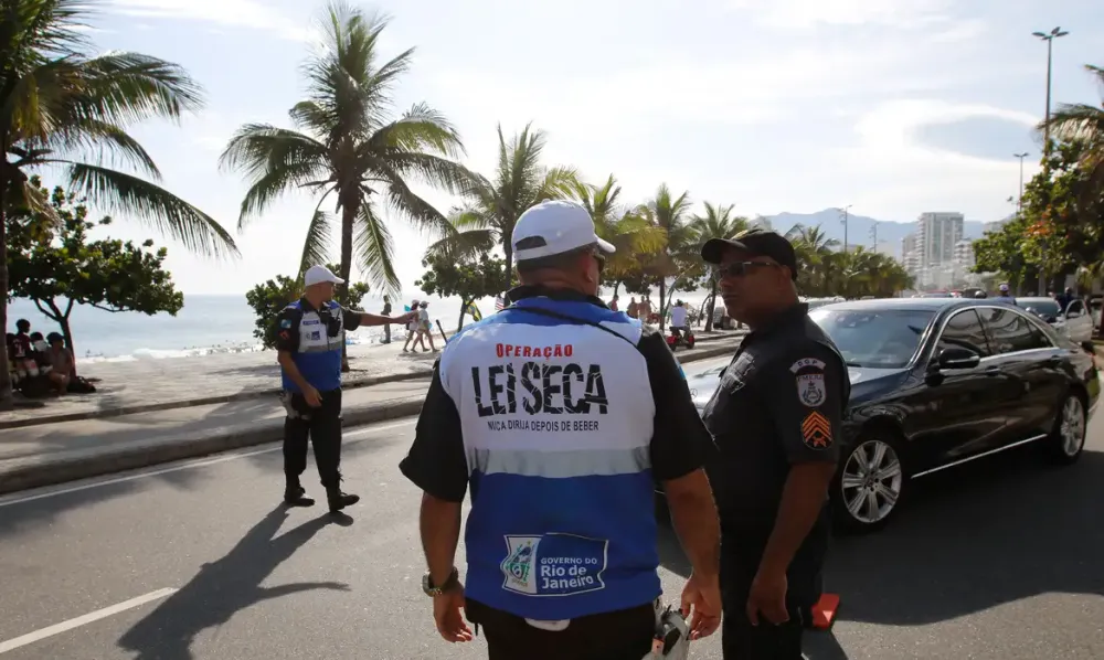 Lei Seca completa 18 anos e reforça fiscalização no país