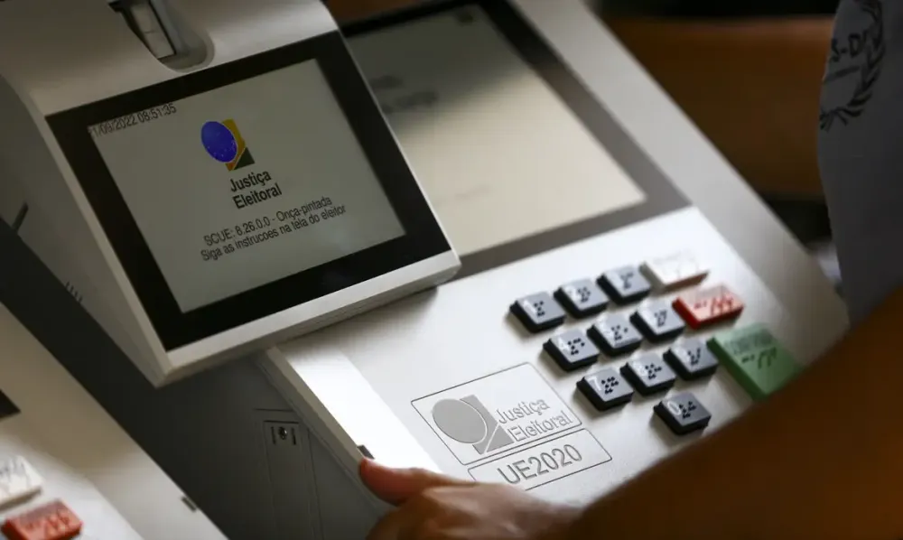 País tem 158 milhões de brasileiros aptos a votar em 2026