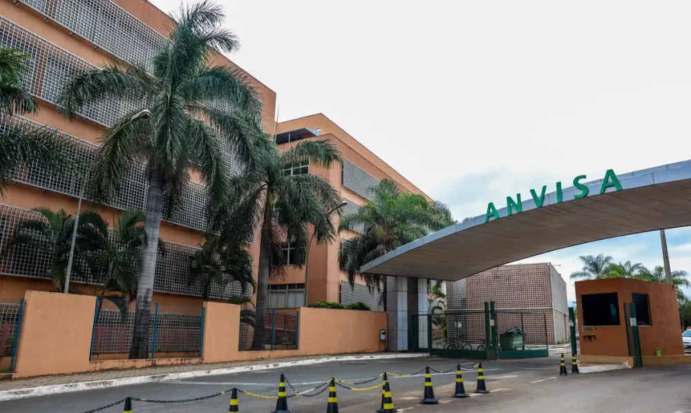 Anvisa determina recolhimento de produtos da marca Ypê
