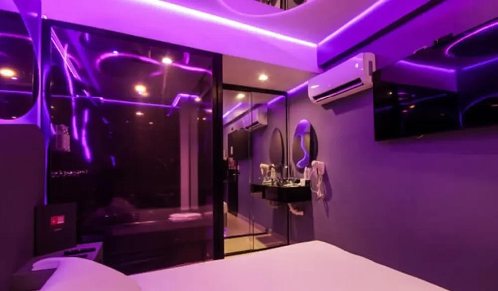 Luxou e não pagou! Homem abandona namorada em motel e deixa divida de R$ 2 mil reais