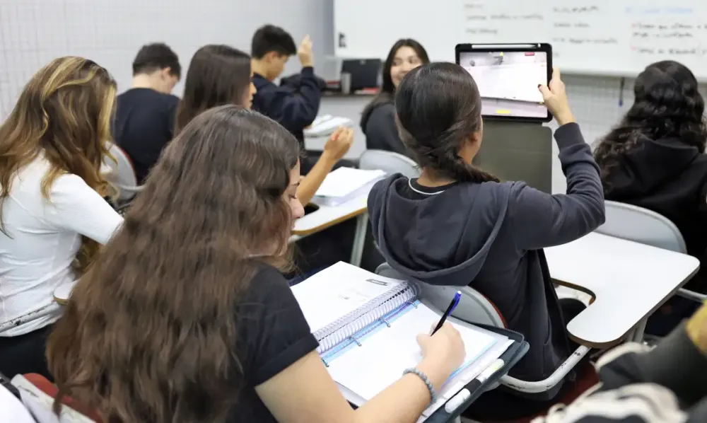 Termina hoje (31) o prazo para estudantes aderirem ao Desenrola Fies