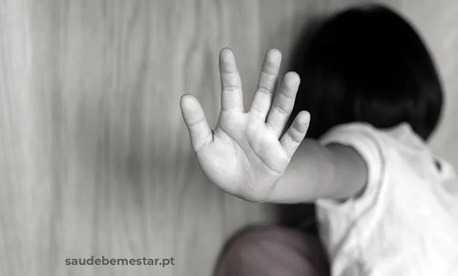 Idoso é preso por estuprar e torturar a filha de 4 anos em Arapiraca